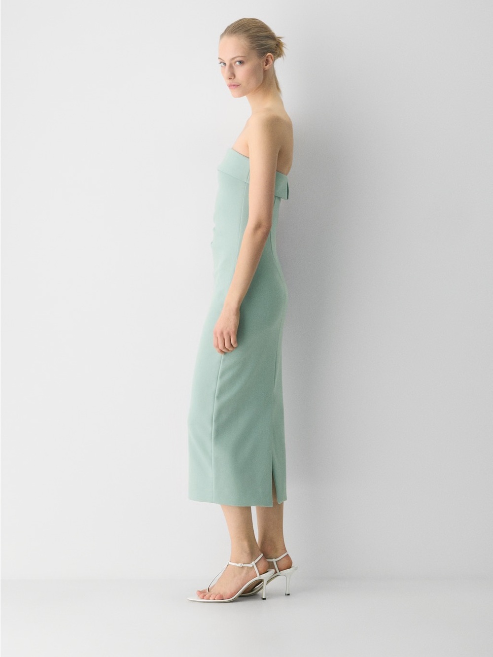 Aritzia FigureKnit Eyecatched Dress in Goddess Sage - Picture 2 of 4